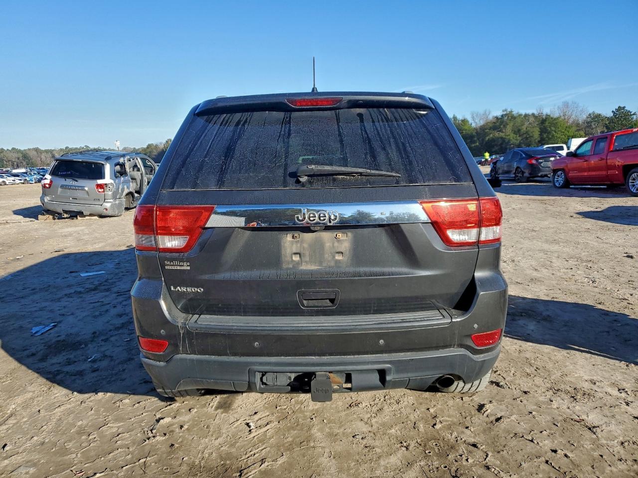 2011 JEEP GRAND CHEROKEE LAREDO photo 6