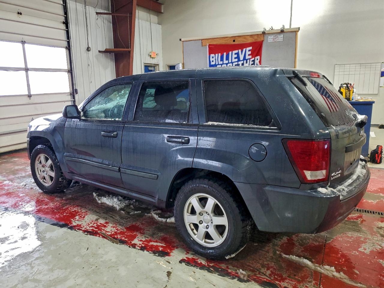 2008 JEEP GRAND CHEROKEE LAREDO photo 2