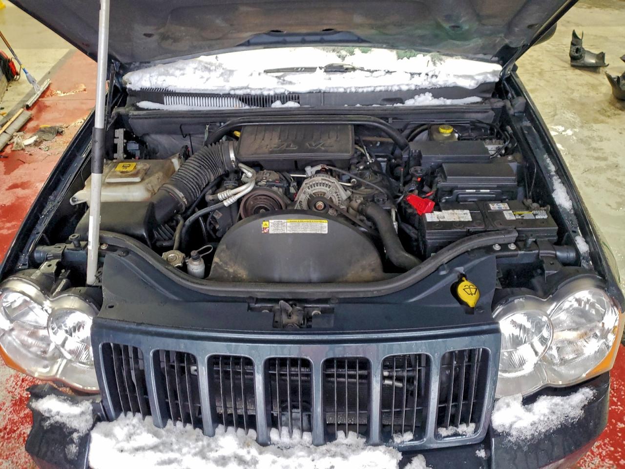 2008 JEEP GRAND CHEROKEE LAREDO photo 12