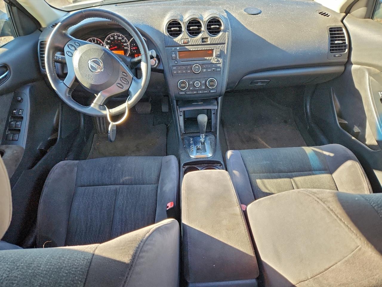 2011 NISSAN ALTIMA BASE photo 8