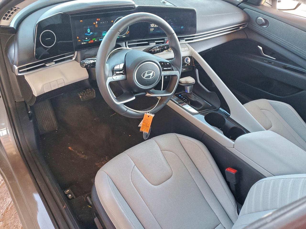 2025 HYUNDAI ELANTRA LIMITED photo 22