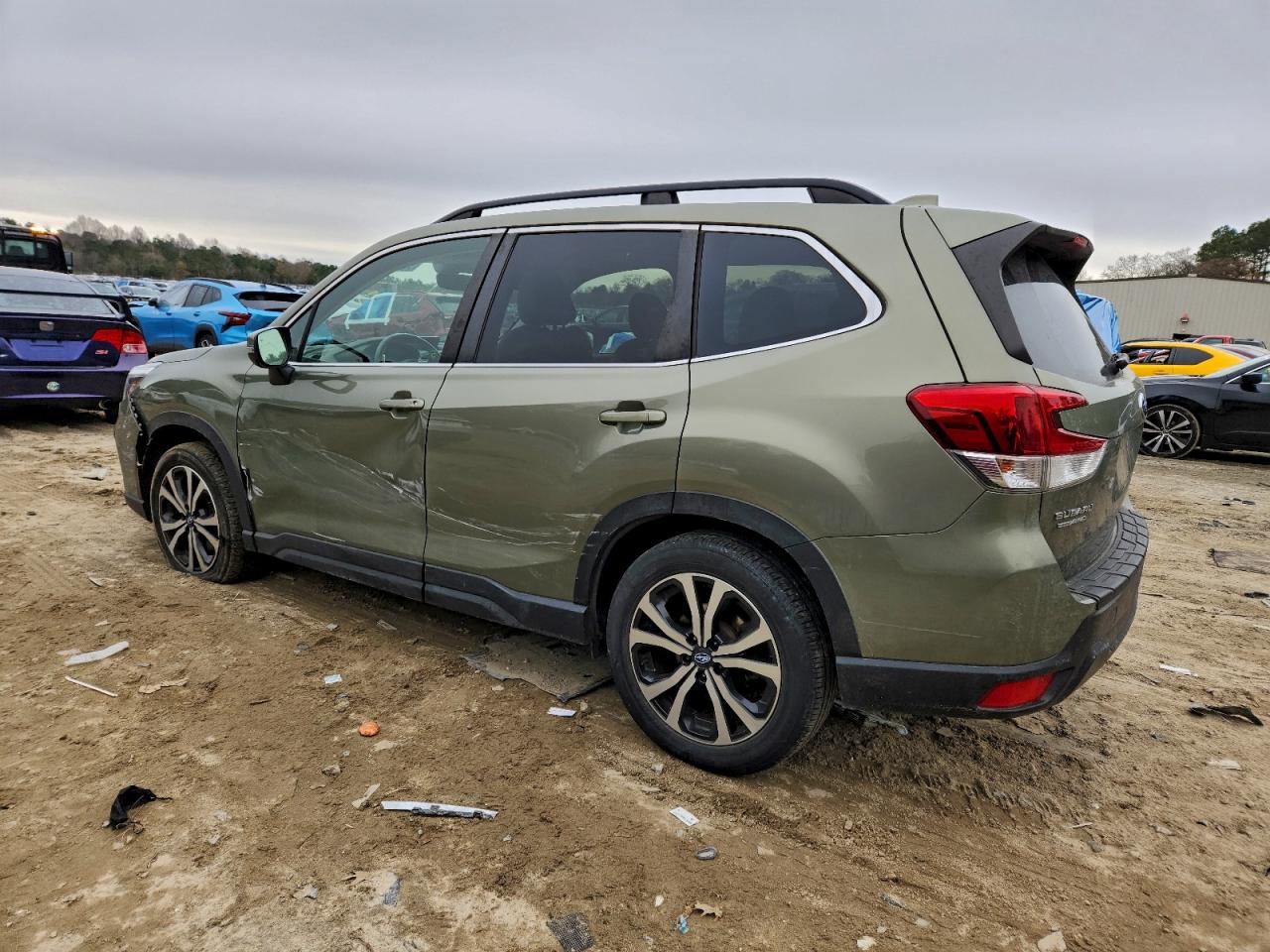 2019 SUBARU FORESTER LIMITED photo 2