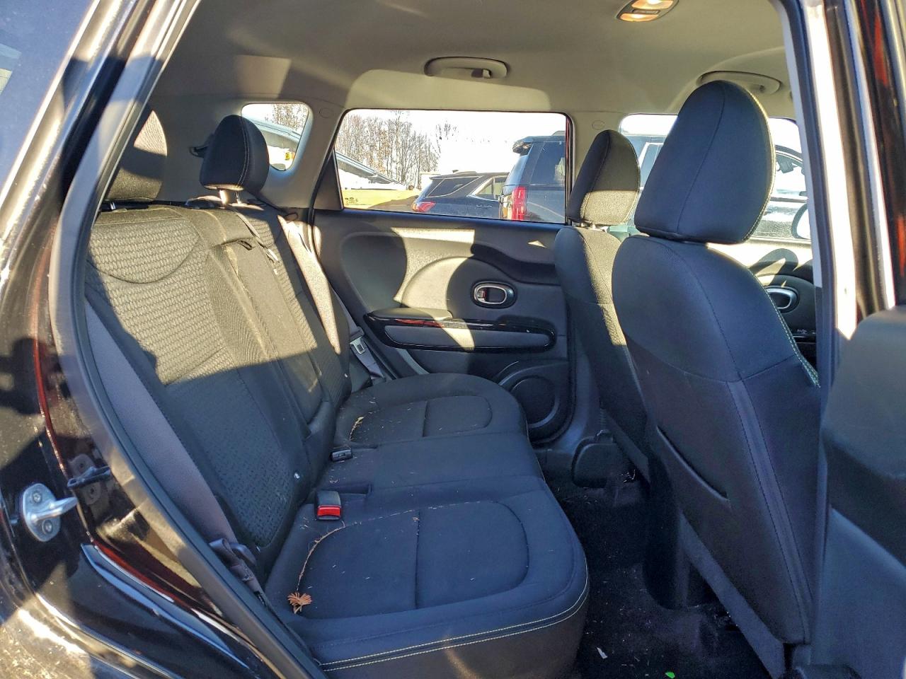 2016 KIA SOUL + photo 19