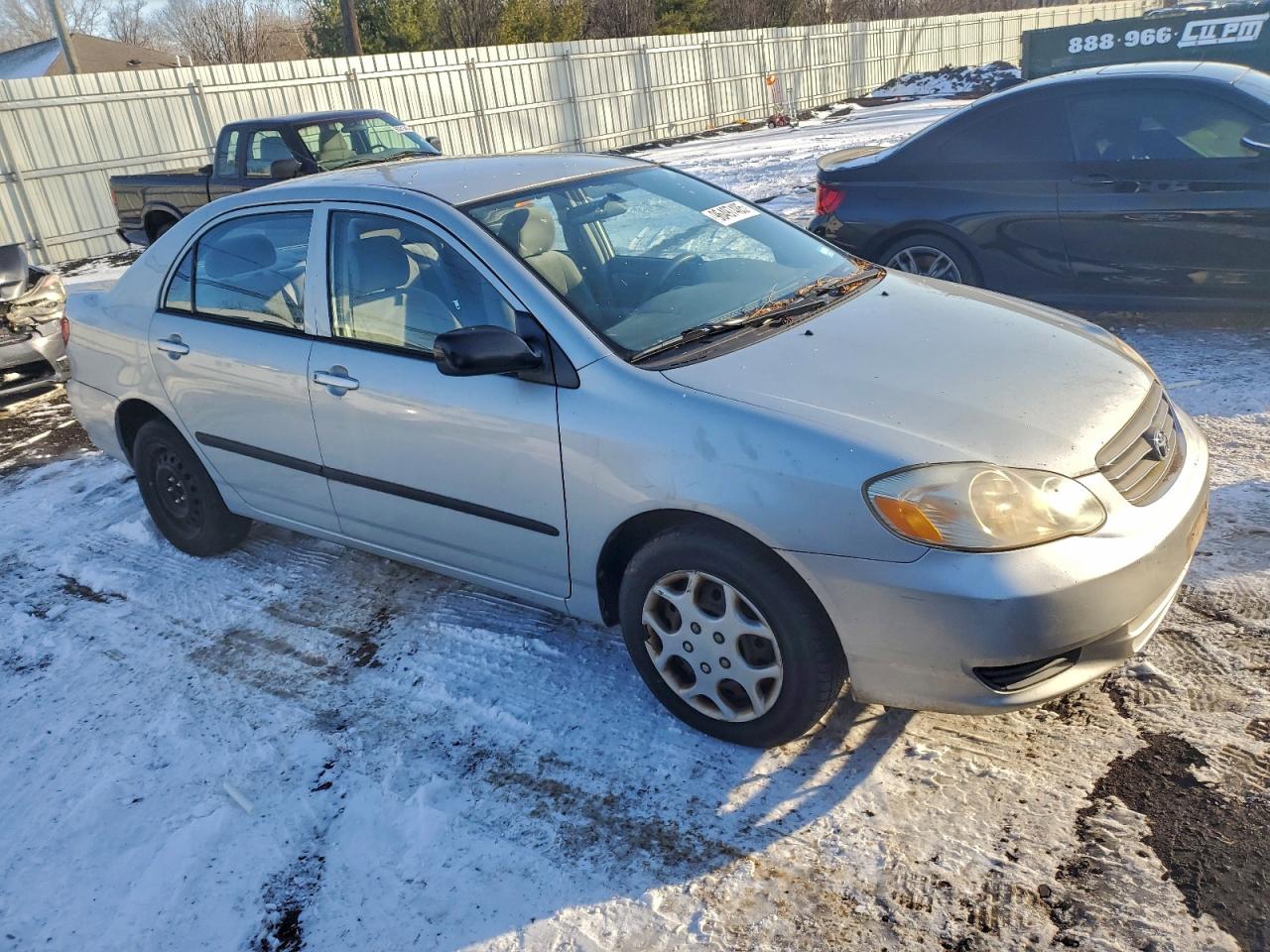 2004 TOYOTA COROLLA CE photo 4
