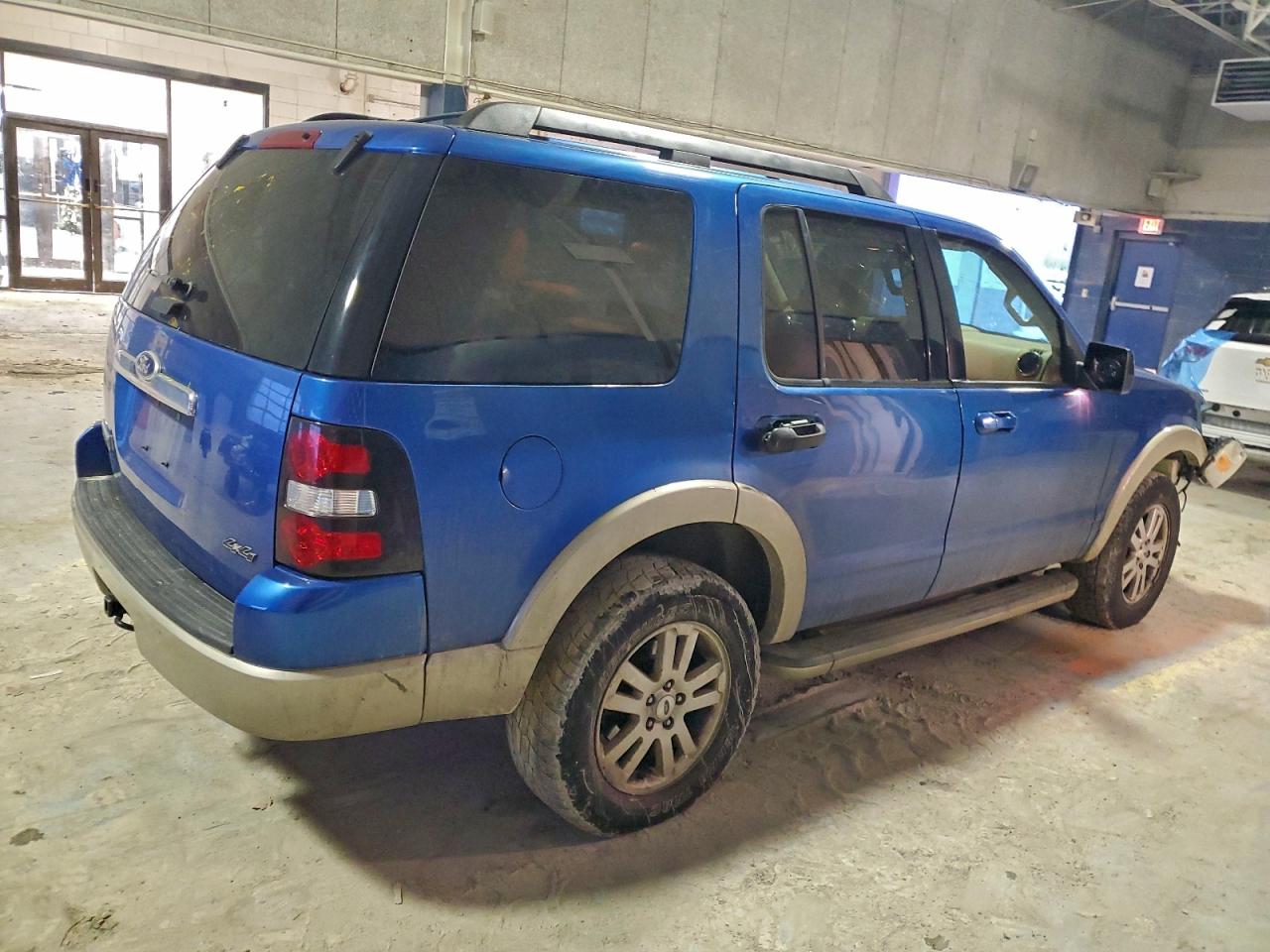 2010 FORD EXPLORER EDDIE BAUER photo 5