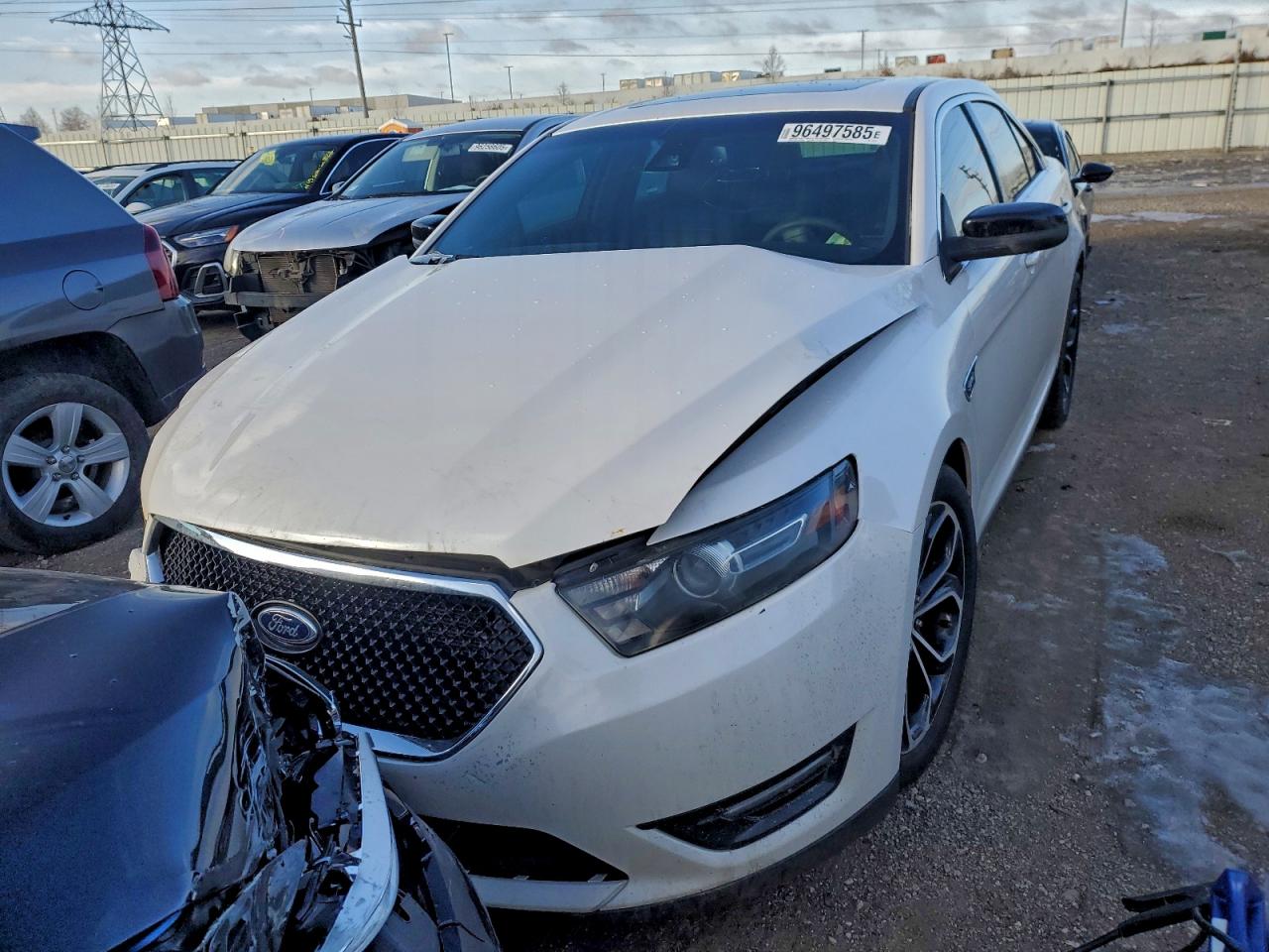 2014 FORD TAURUS SHO photo 13