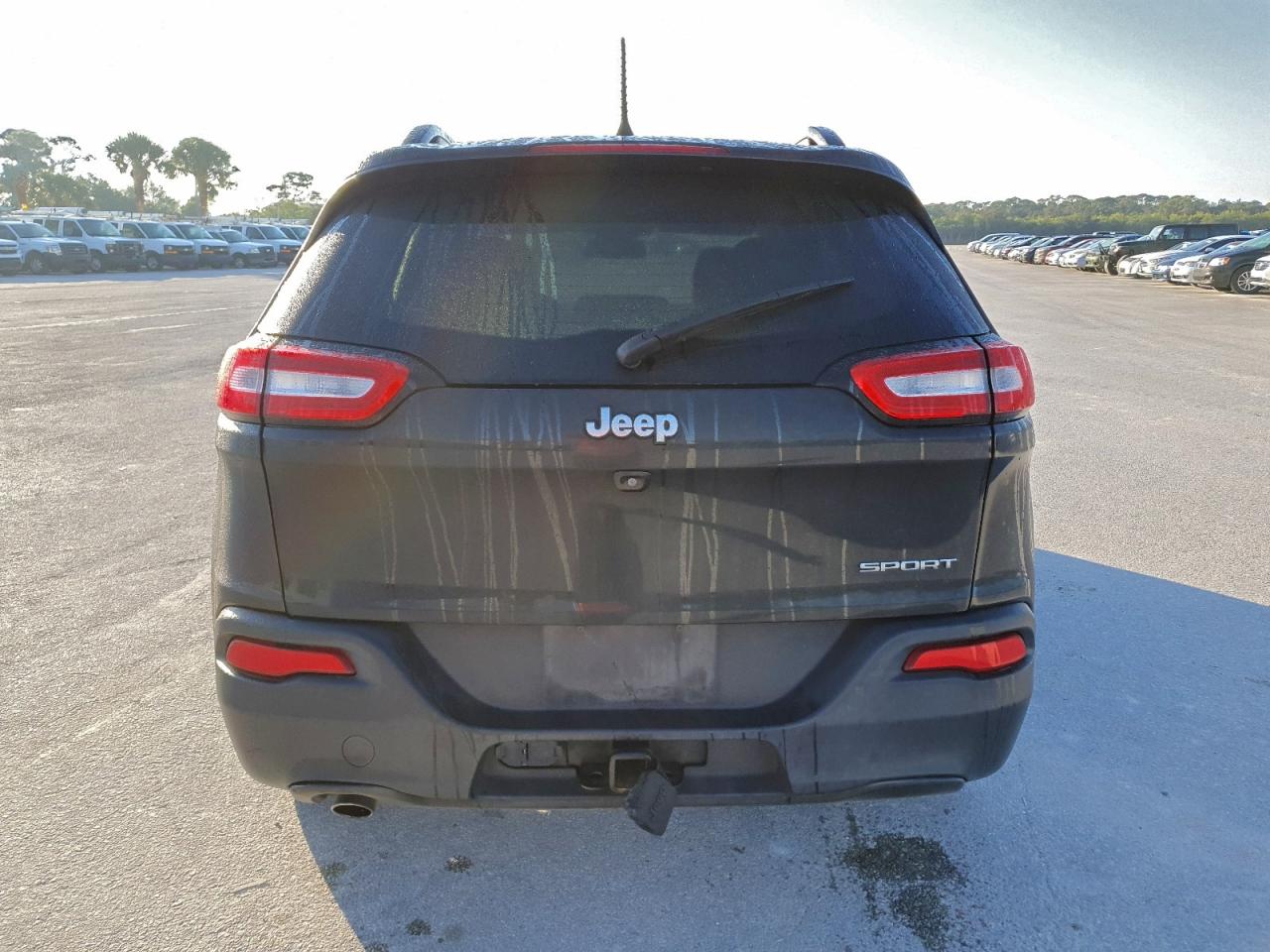 2016 JEEP CHEROKEE SPORT photo 6