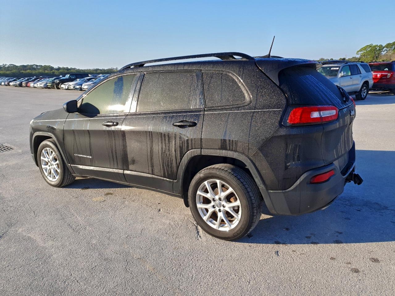 2016 JEEP CHEROKEE SPORT photo 2