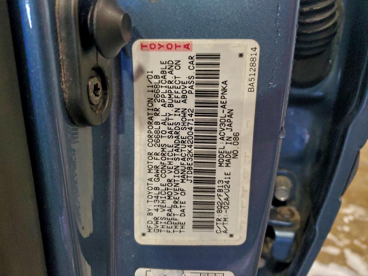 2002 TOYOTA CAMRY LE photo 12