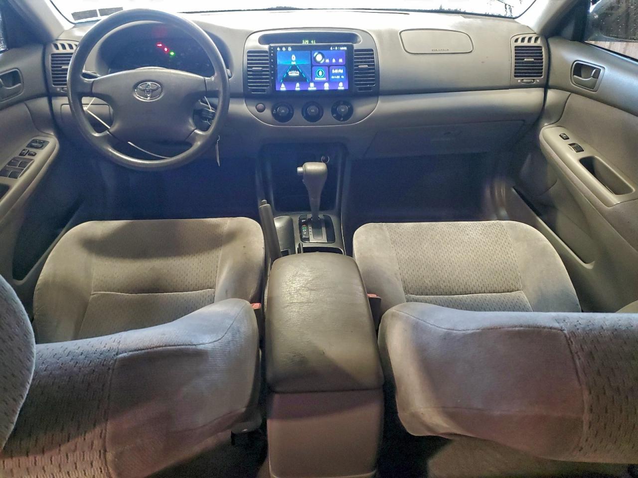 2002 TOYOTA CAMRY LE photo 8