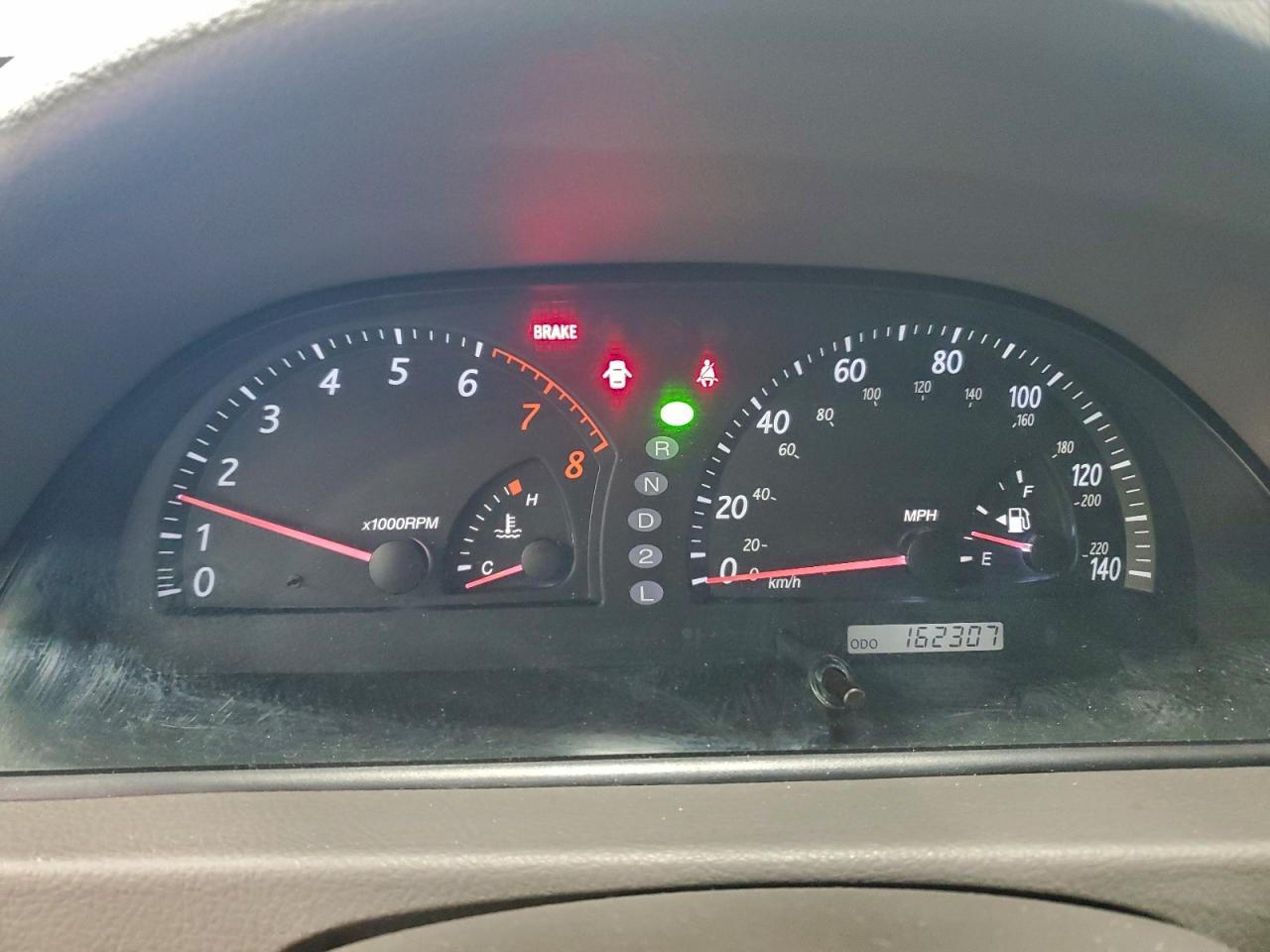 2002 TOYOTA CAMRY LE photo 9