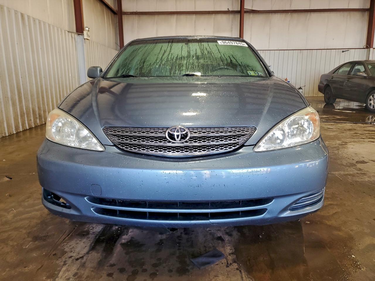 2002 TOYOTA CAMRY LE photo 5