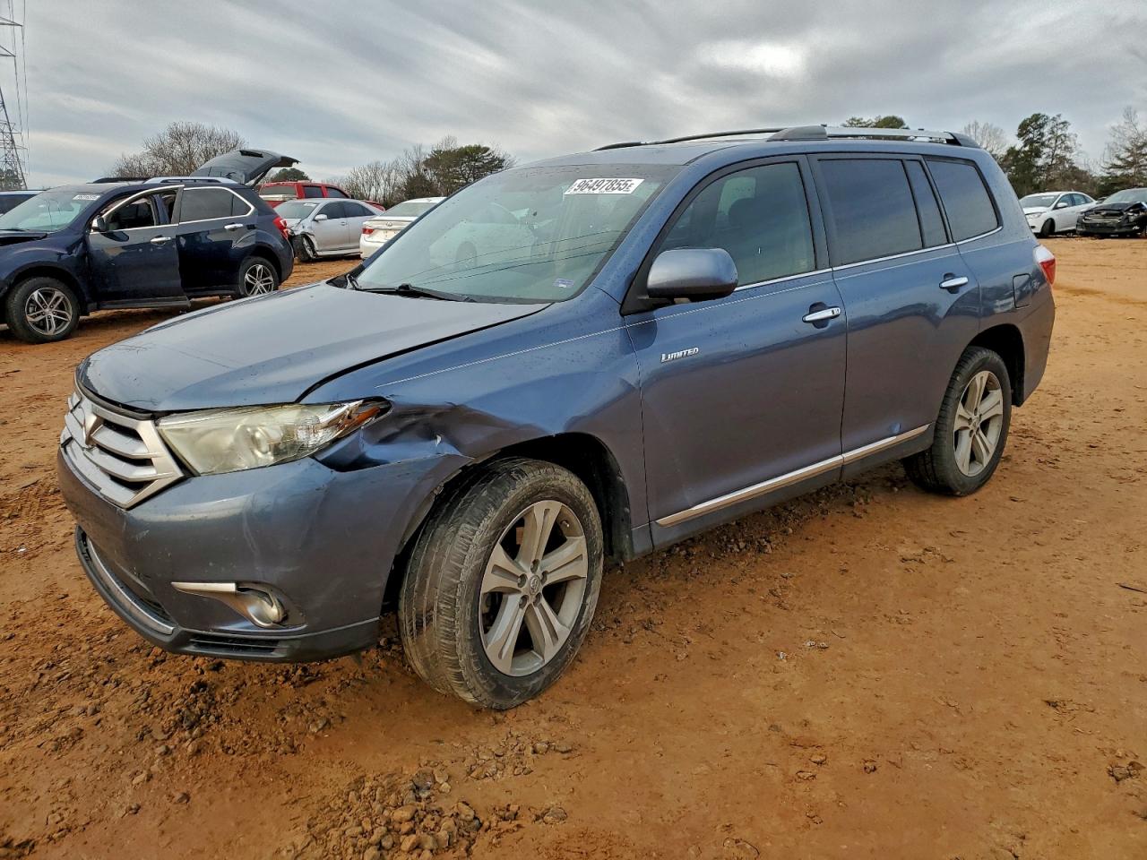 2013 TOYOTA HIGHLANDER