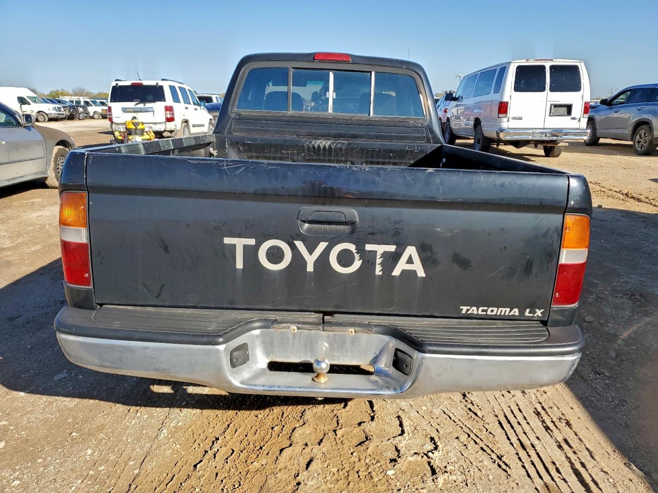 1996 TOYOTA TACOMA XTRACAB photo 6