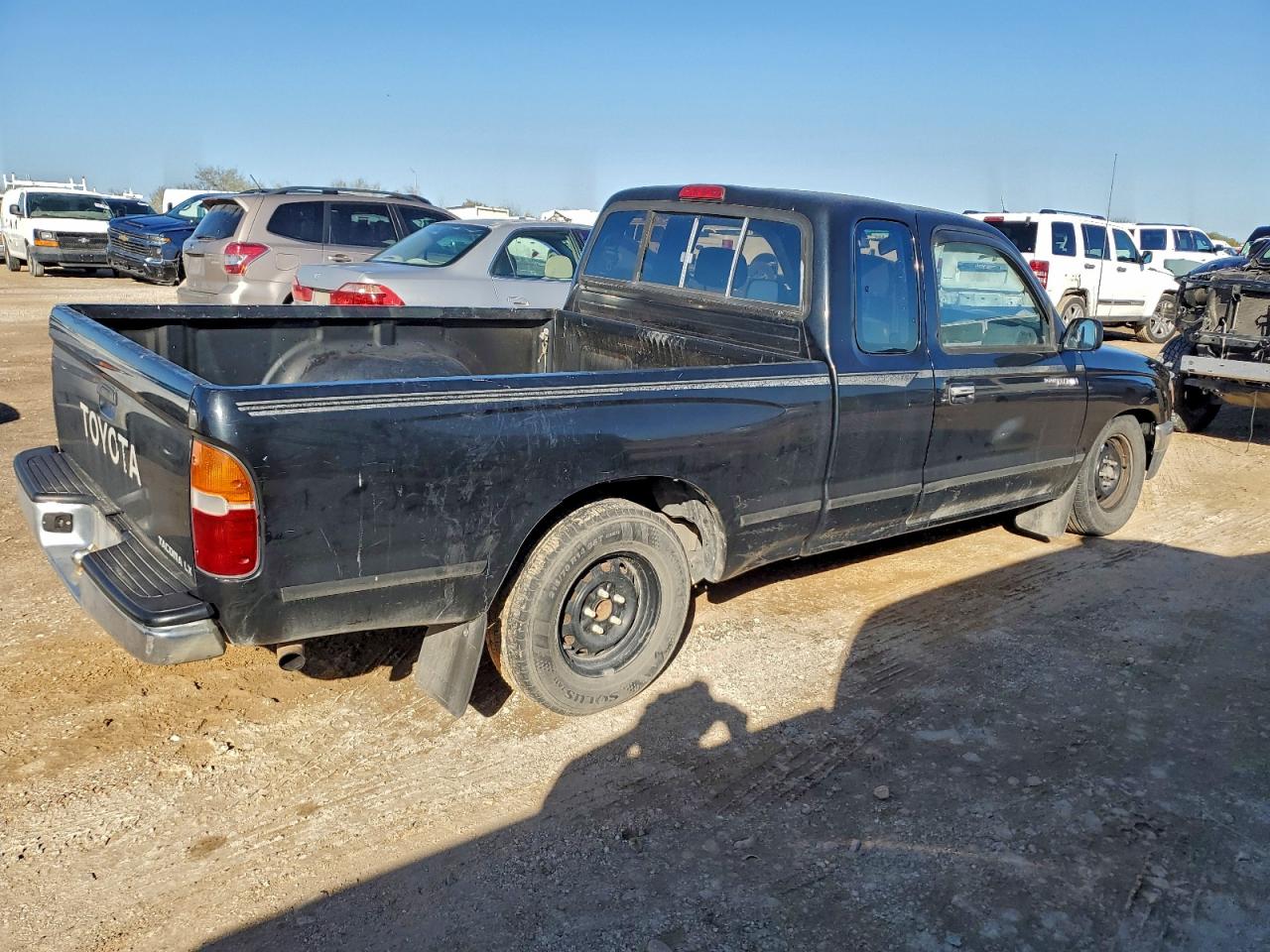 1996 TOYOTA TACOMA XTRACAB photo 3