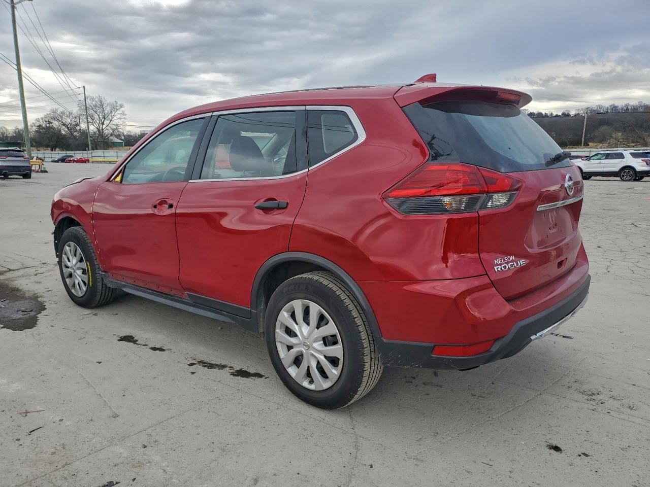 2017 NISSAN ROGUE S photo 2