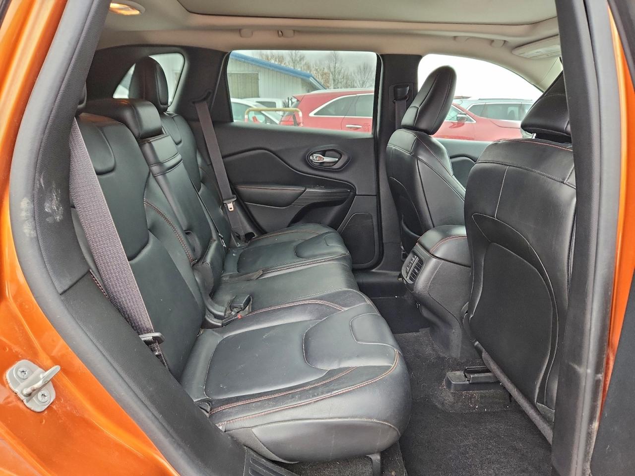2014 JEEP CHEROKEE TRAILHAWK photo 11