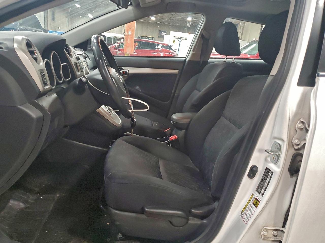 2010 TOYOTA COROLLA MATRIX S photo 7