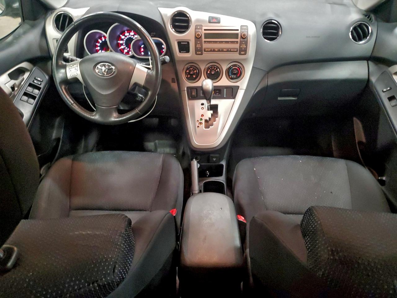 2010 TOYOTA COROLLA MATRIX S photo 8