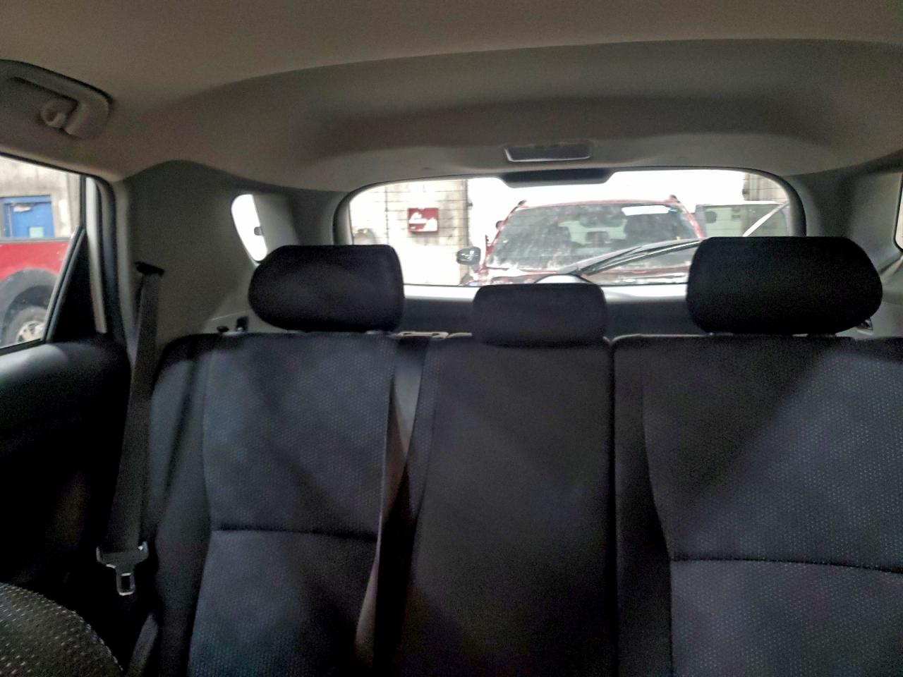 2010 TOYOTA COROLLA MATRIX S photo 10