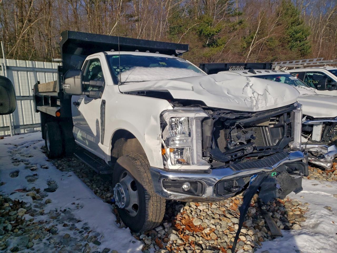 2024 FORD F350