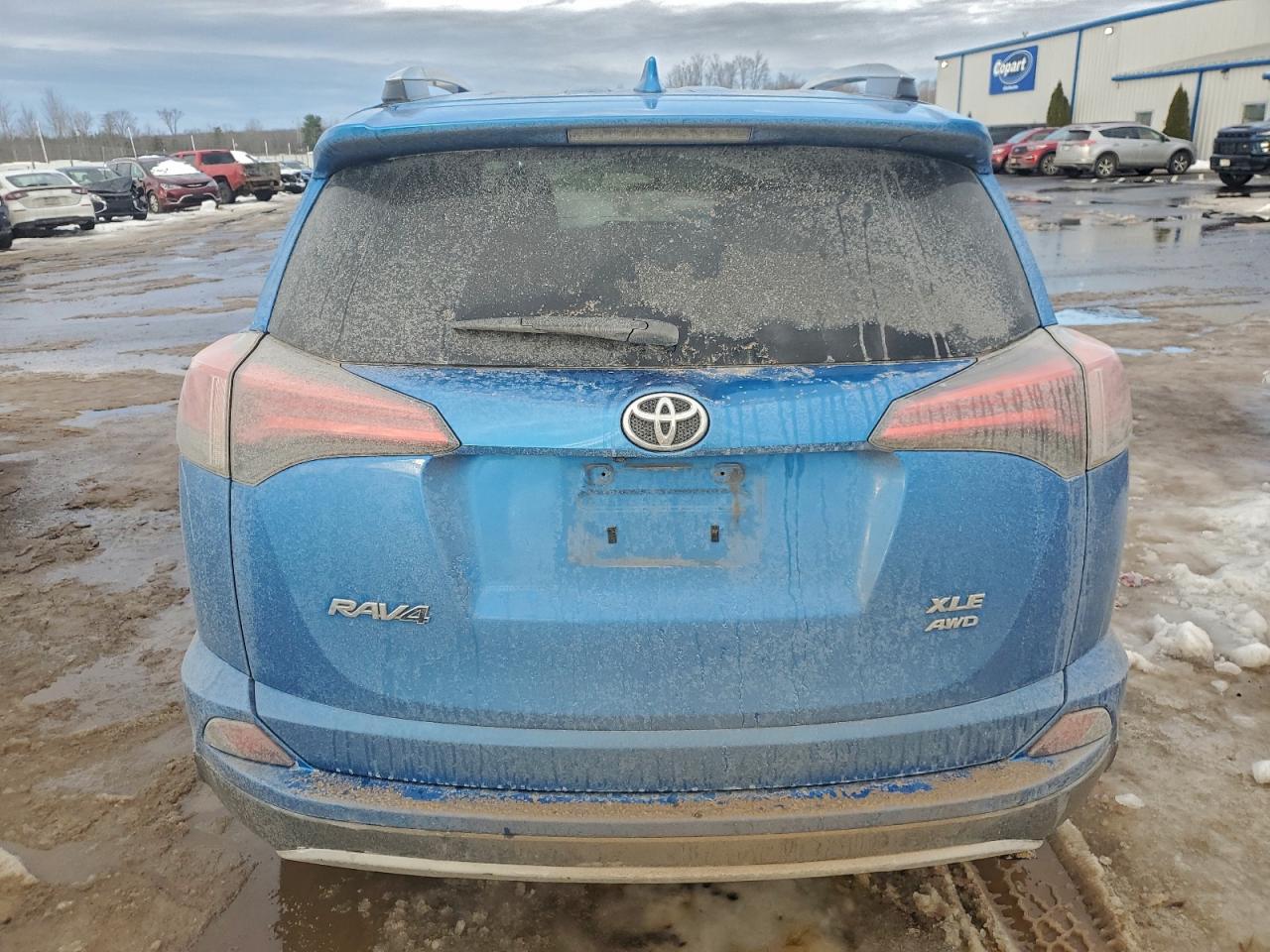 2016 TOYOTA RAV4 XLE photo 6