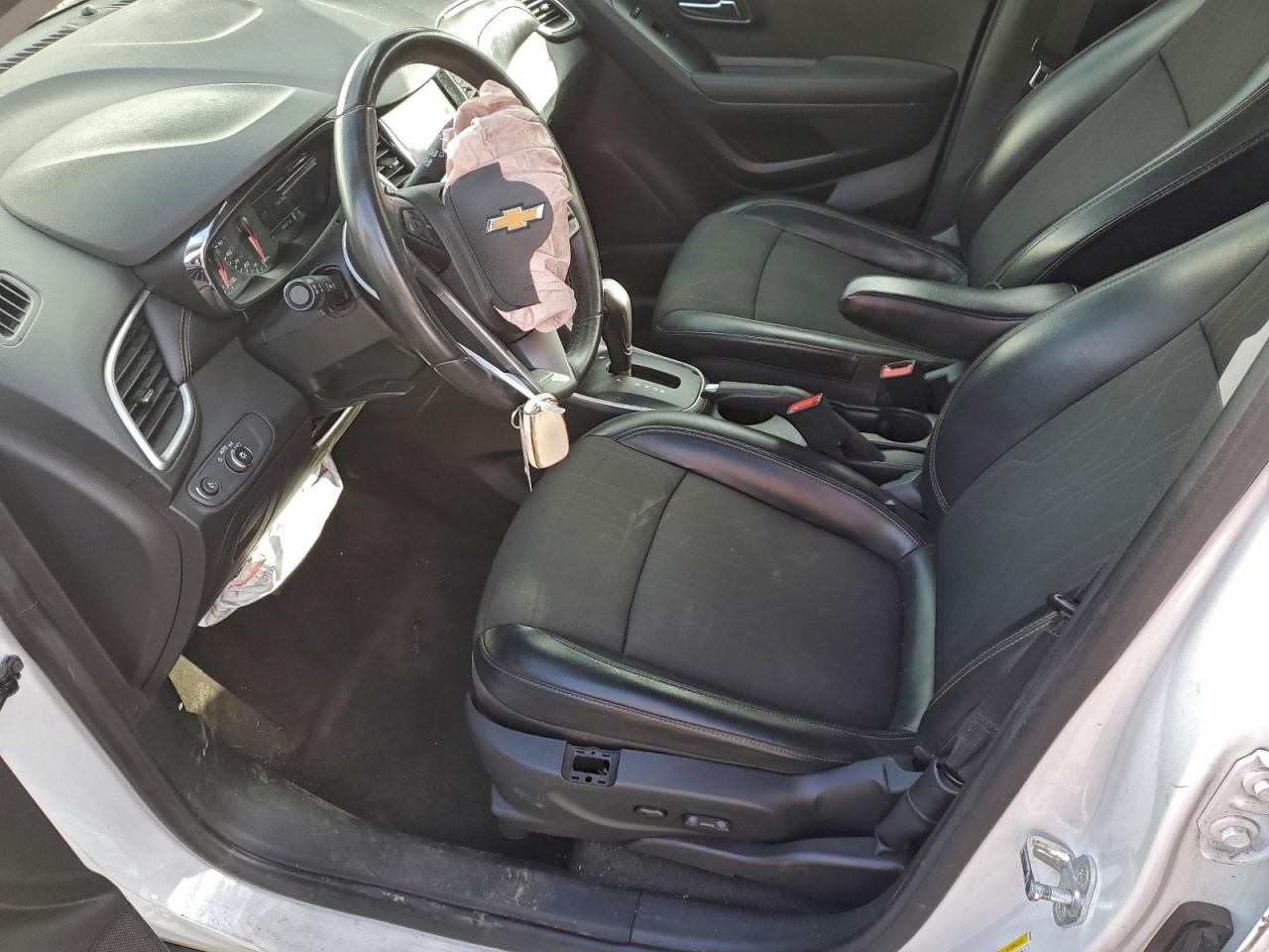 2021 CHEVROLET TRAX 1LT photo 7