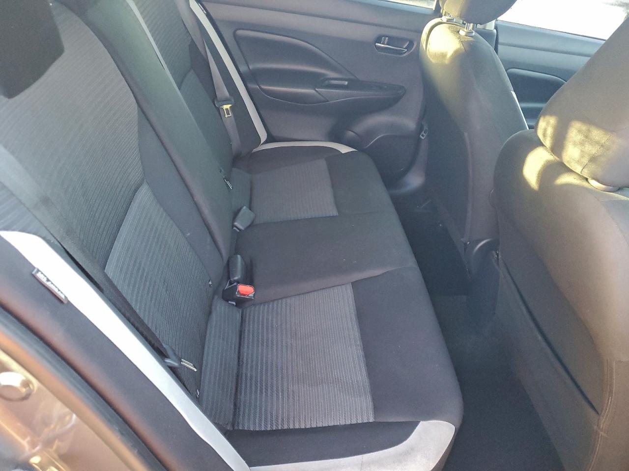 2020 NISSAN VERSA SV photo 19
