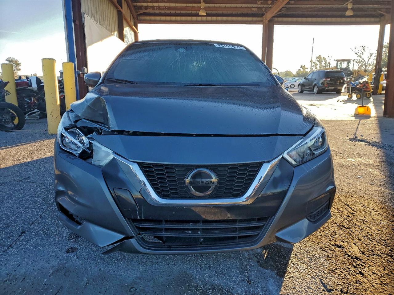 2020 NISSAN VERSA SV photo 9