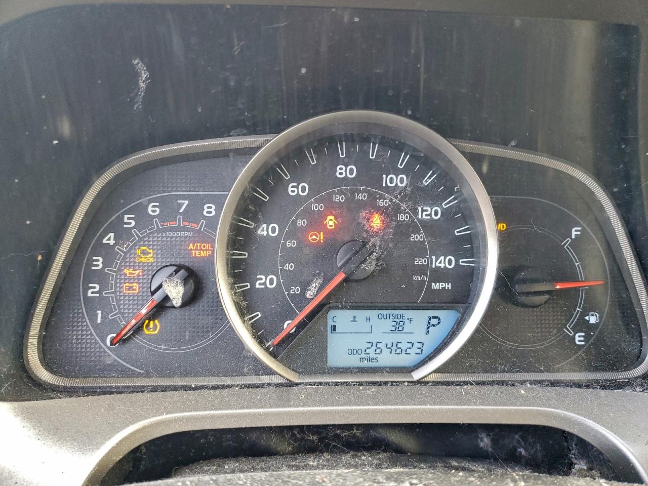 2015 TOYOTA RAV4 XLE photo 9