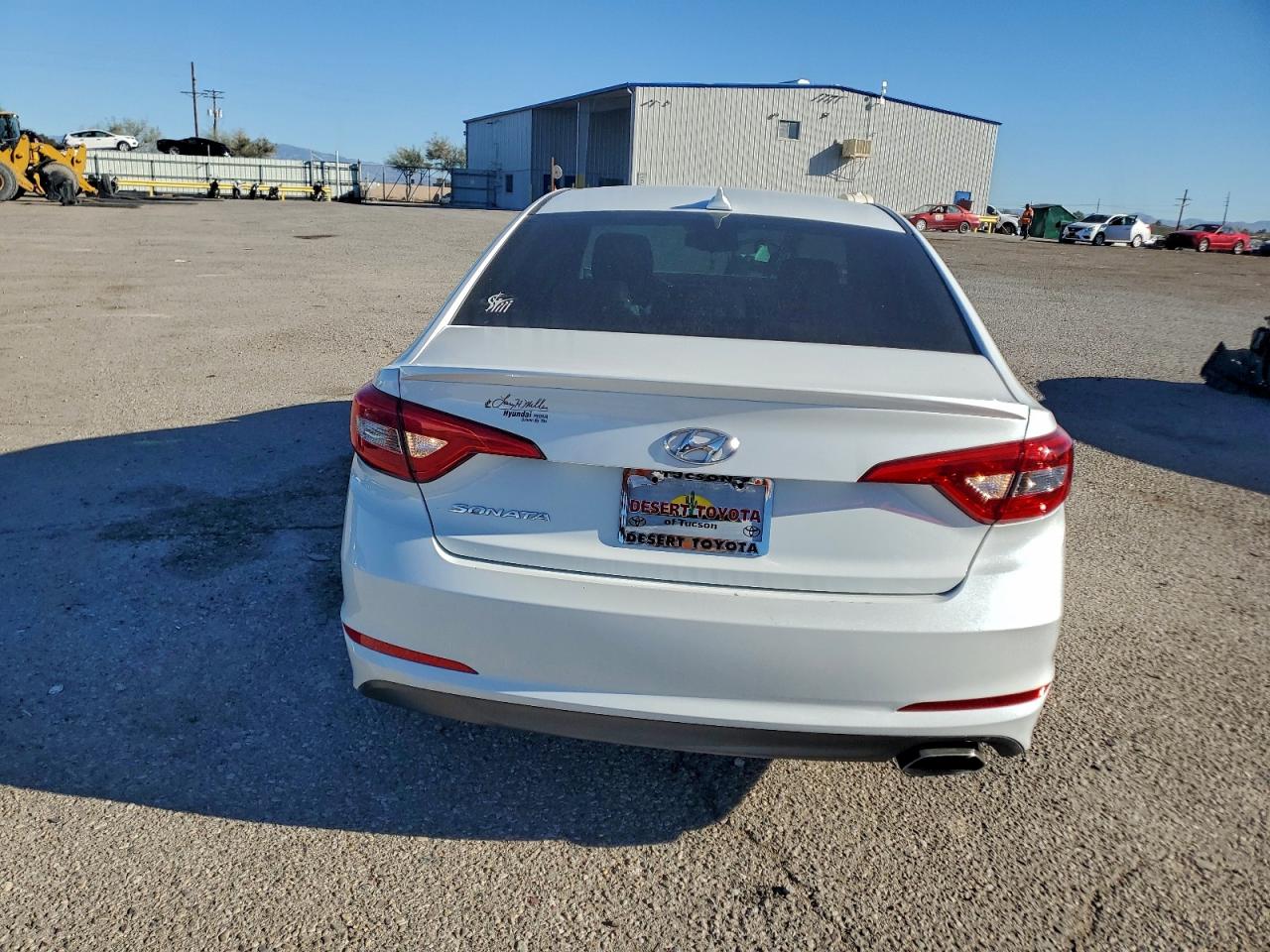 2017 HYUNDAI SONATA SE photo 6