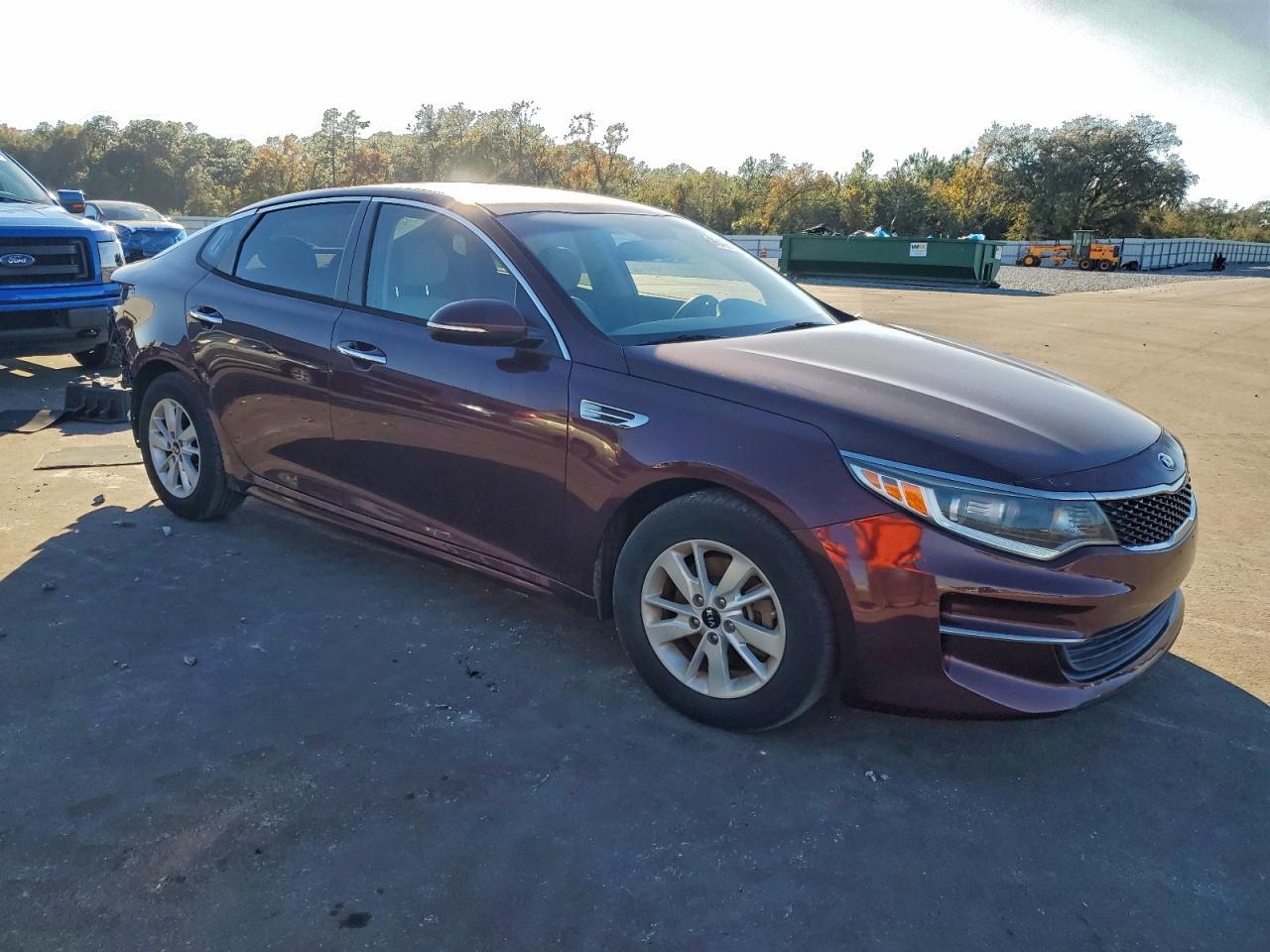 2016 KIA OPTIMA LX photo 4