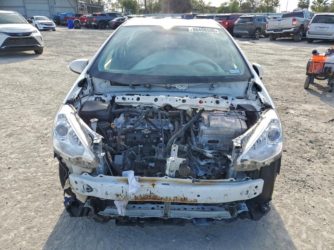 2013 TOYOTA PRIUS C photo 5