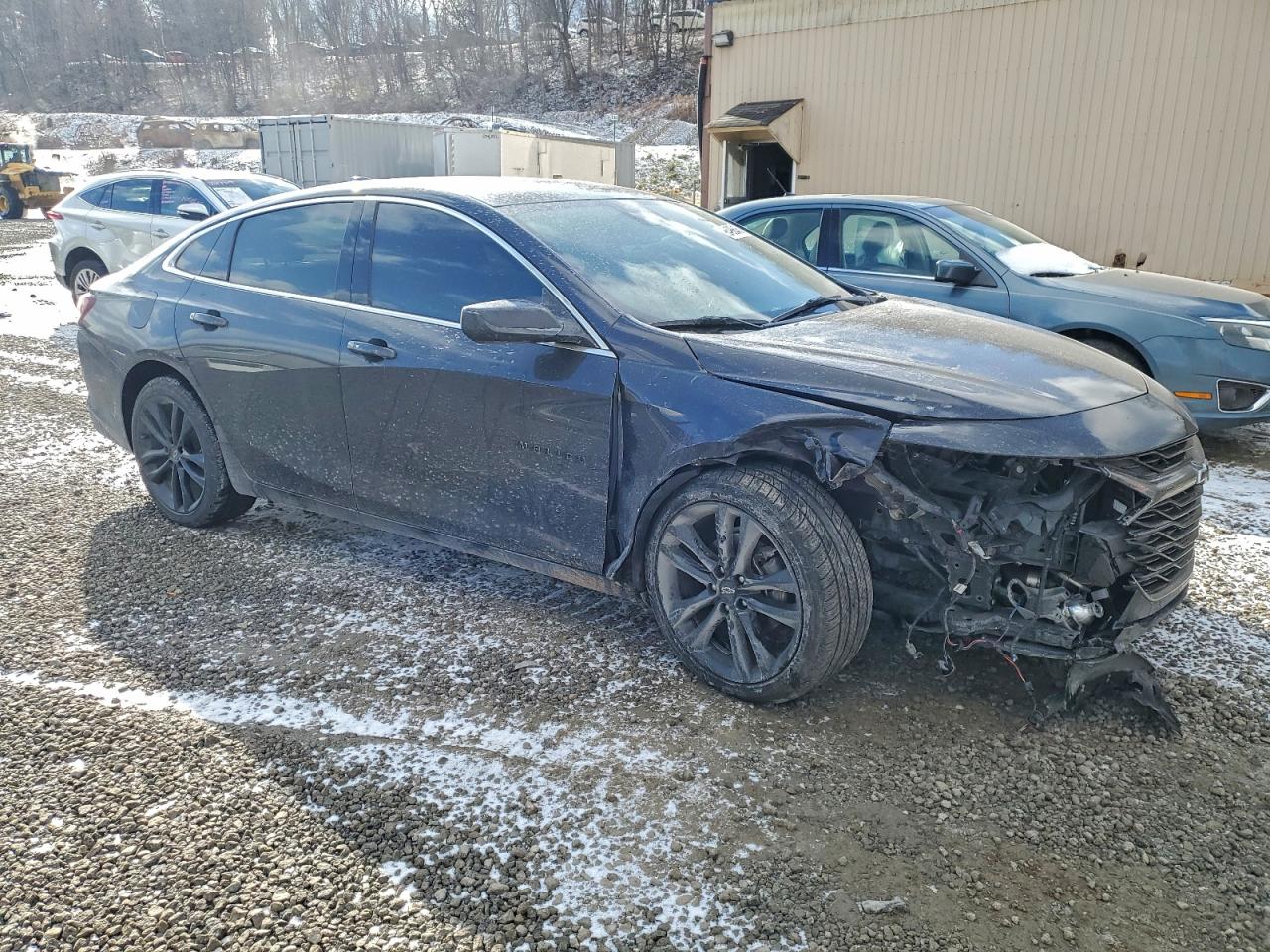 2023 CHEVROLET MALIBU LT photo 4