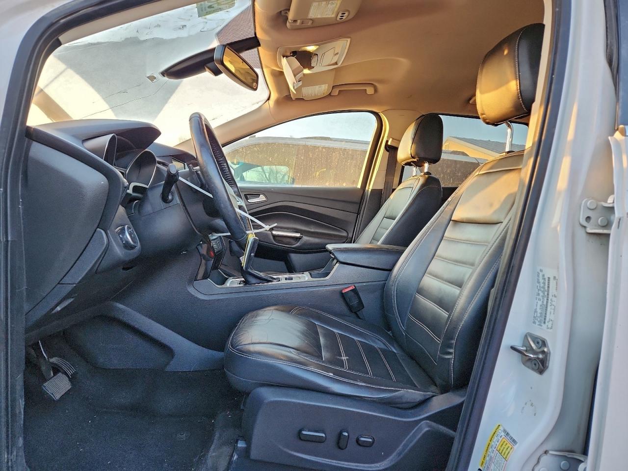 2017 FORD ESCAPE TITANIUM photo 7