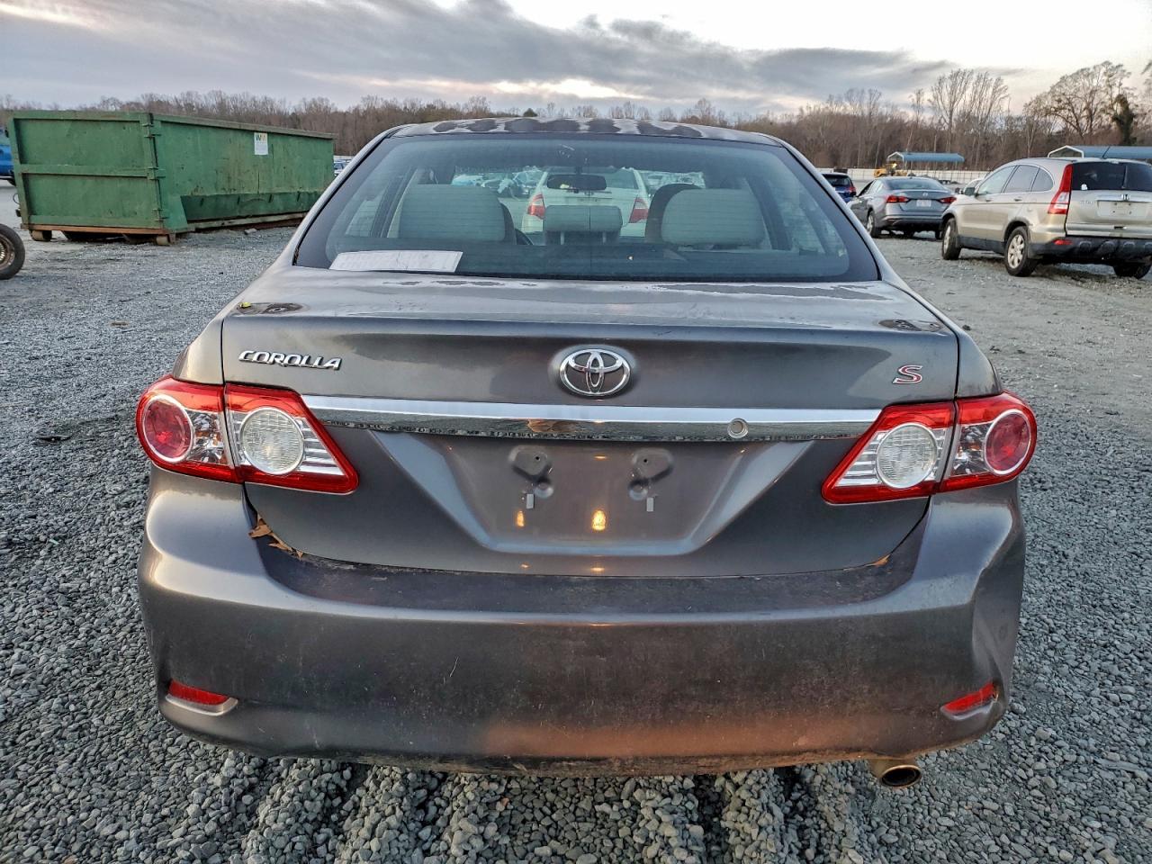 2011 TOYOTA COROLLA BASE photo 6