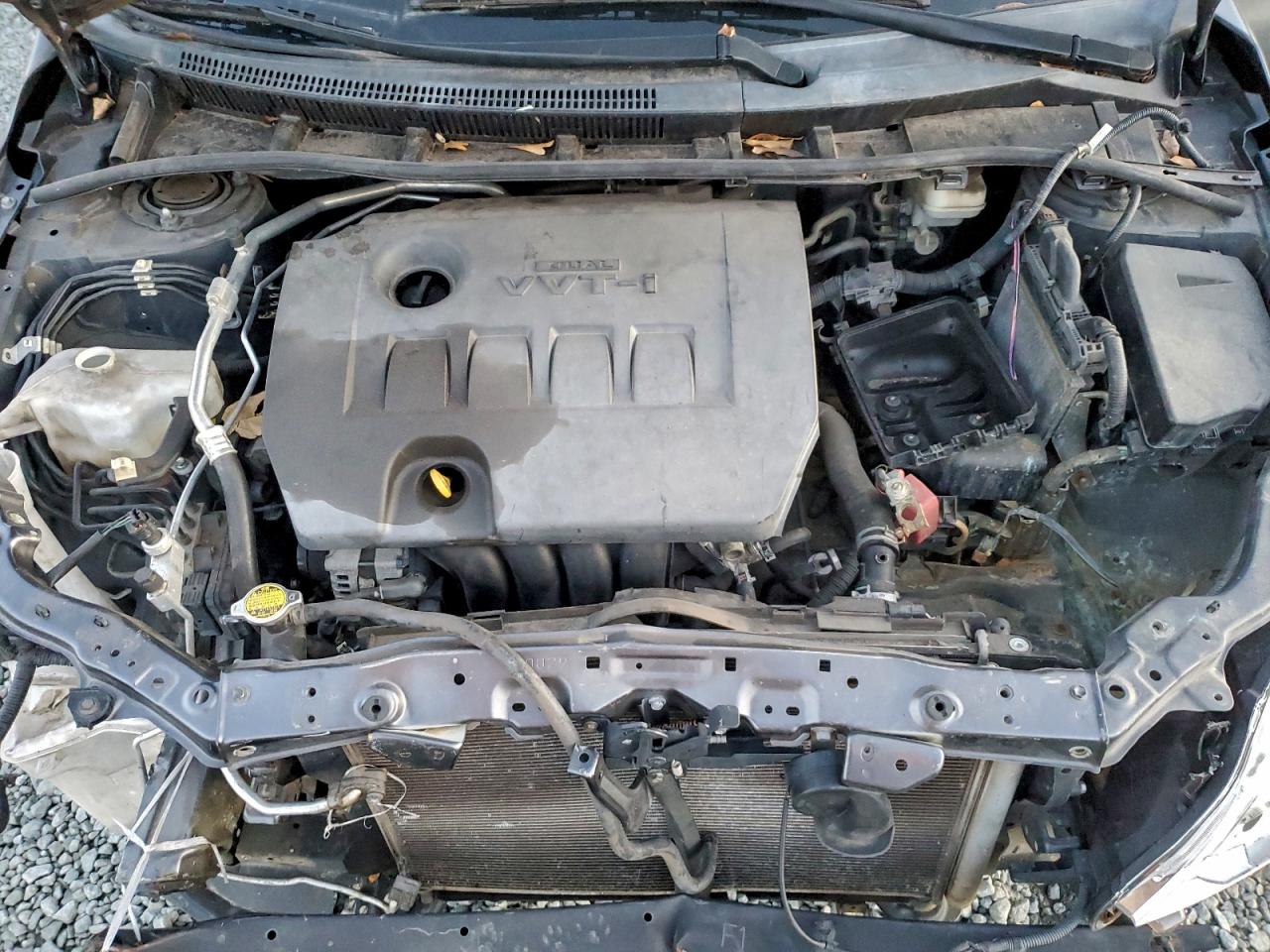 2011 TOYOTA COROLLA BASE photo 11