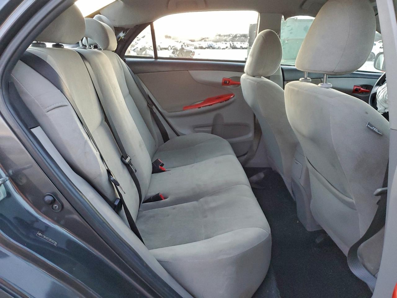 2011 TOYOTA COROLLA BASE photo 10