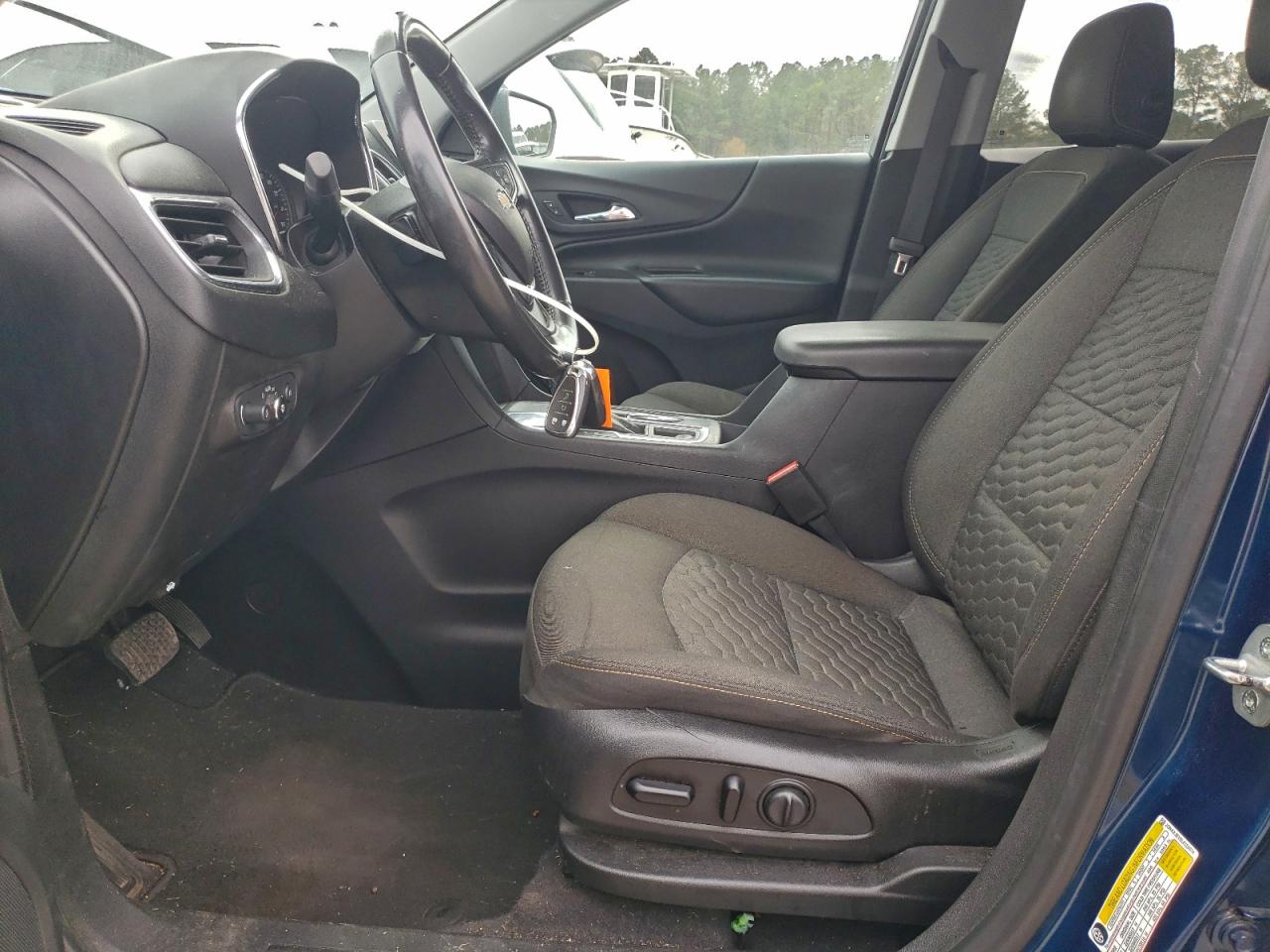 2020 CHEVROLET EQUINOX LT photo 7