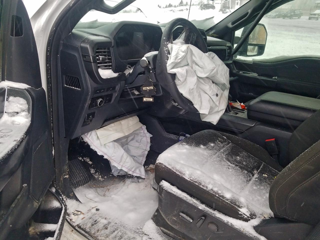 2024 FORD F150 XLT photo 13