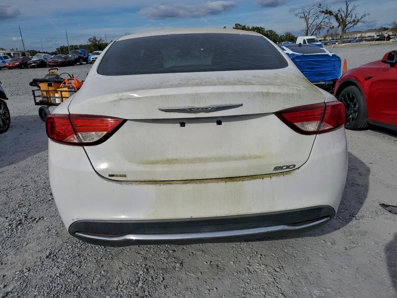 2015 CHRYSLER 200 LIMITED photo 6