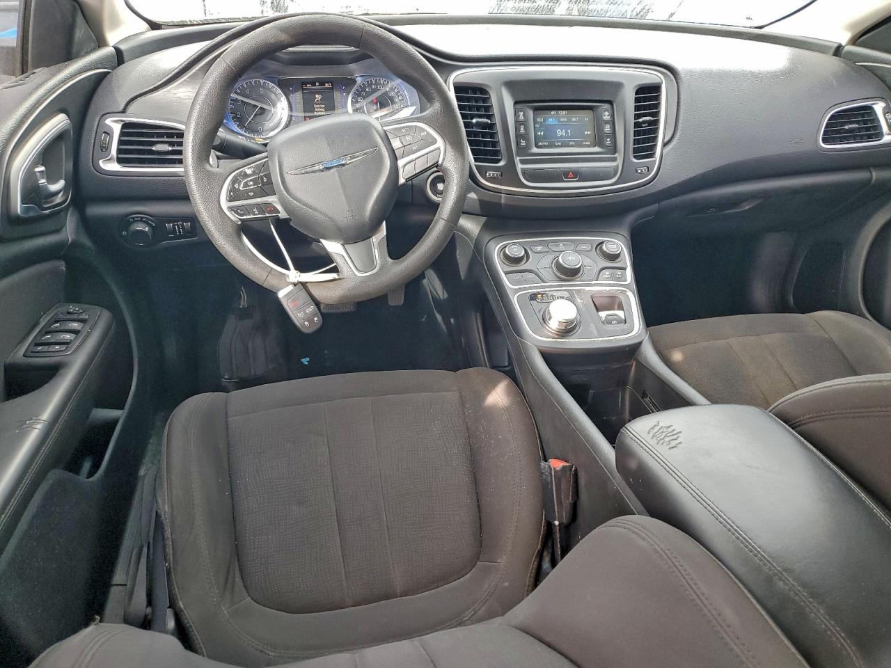 2015 CHRYSLER 200 LIMITED photo 8