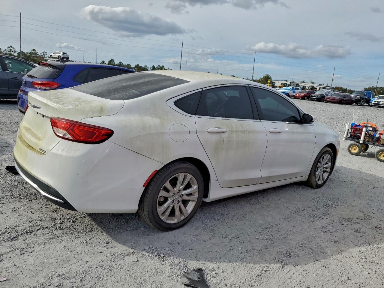2015 CHRYSLER 200 LIMITED photo 3