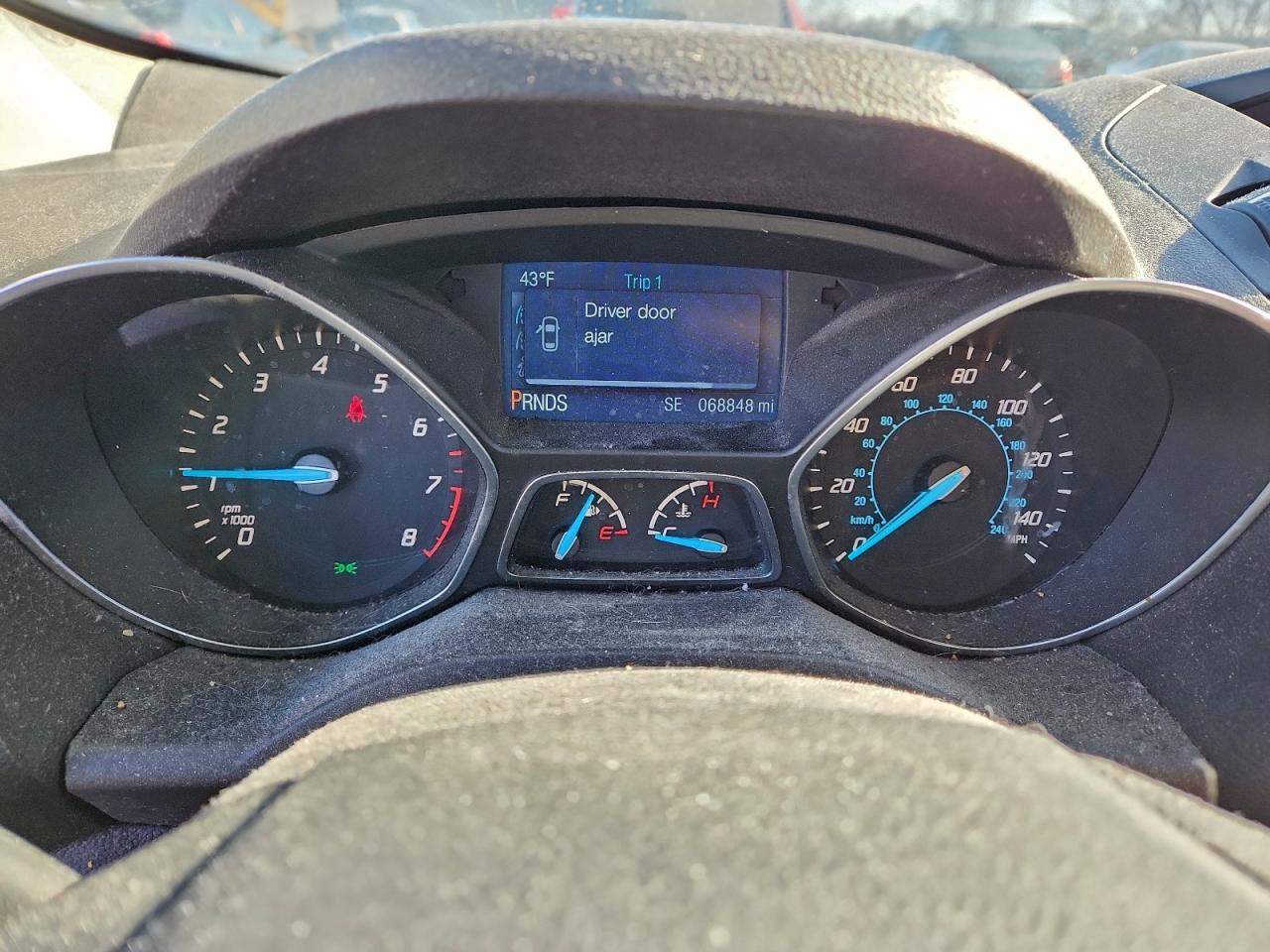 2015 FORD ESCAPE S photo 25