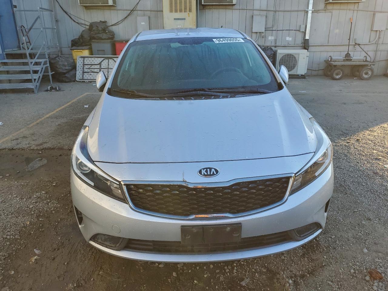2017 KIA FORTE LX photo 5