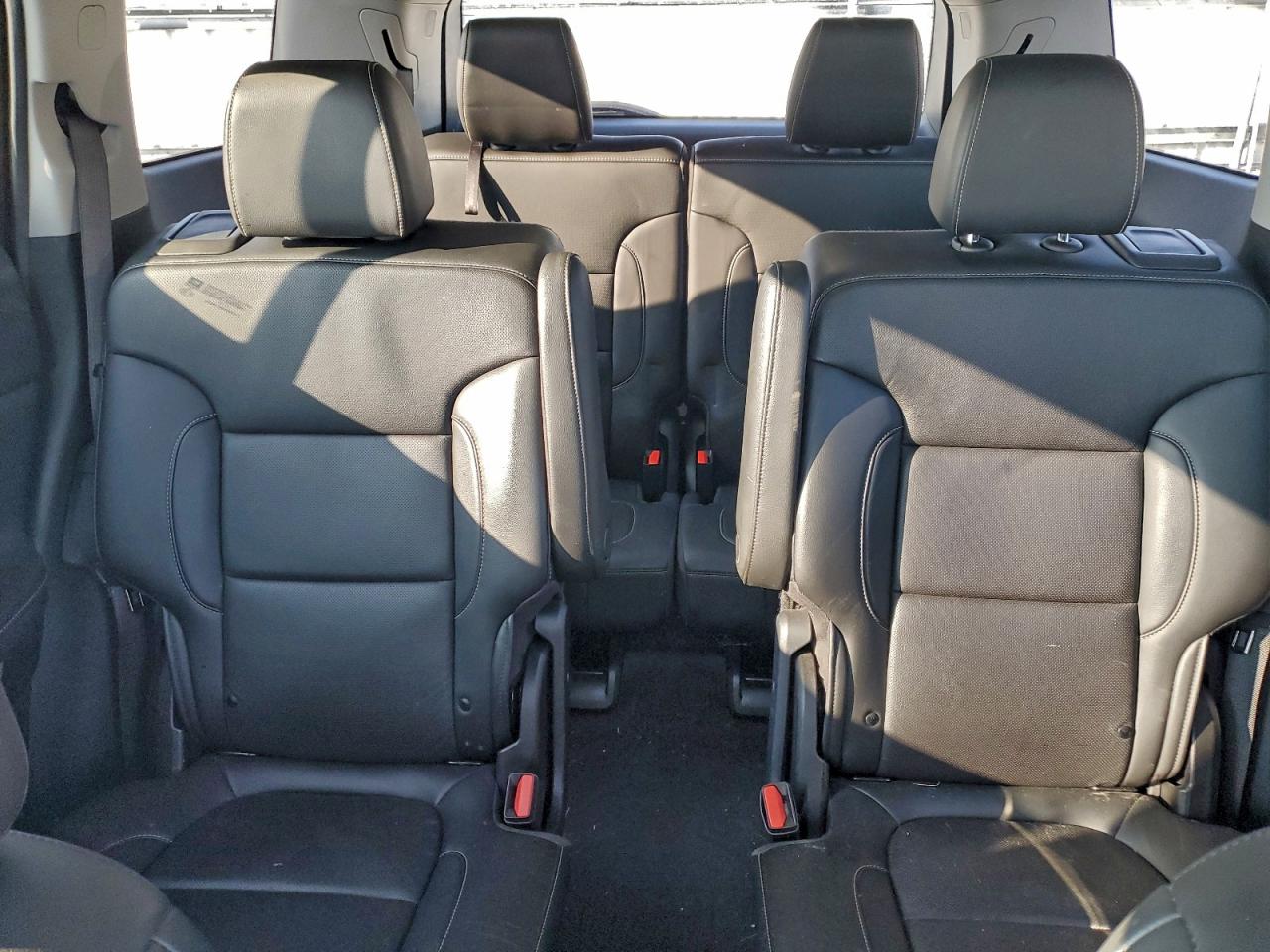 2021 GMC ACADIA SLT photo 10