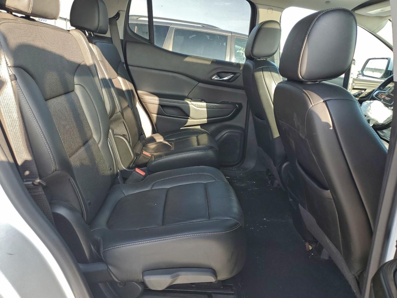 2021 GMC ACADIA SLT photo 11