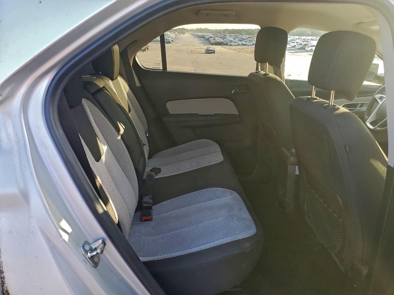 2017 CHEVROLET EQUINOX LT photo 11
