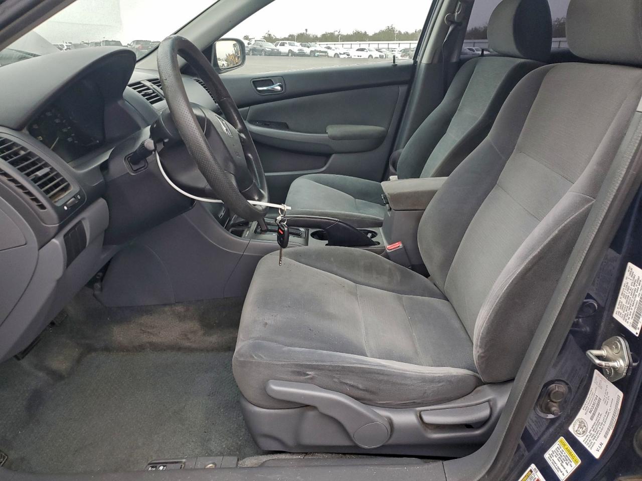 2007 HONDA ACCORD LX photo 7