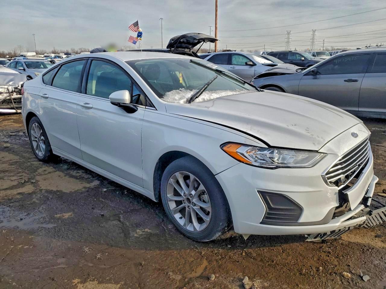 2020 FORD FUSION SE photo 4